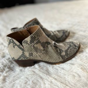 Lucky‎ Brand ankle boots